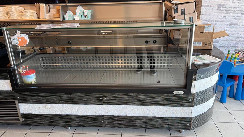 Display Vitrine, Ophalen, Koelen en Vriezen