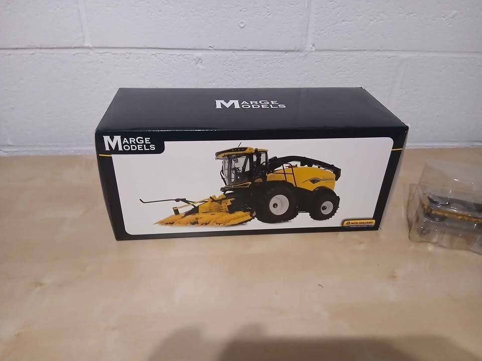 New Holland FR 1/32, Ophalen of Verzenden, Nieuw, Groter dan 1:32