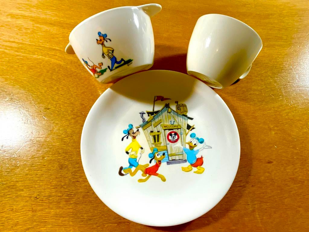 Vintage bordje, kommetje en kopje kind, Melamine, Disney, Ophalen of Verzenden, Zo goed als nieuw