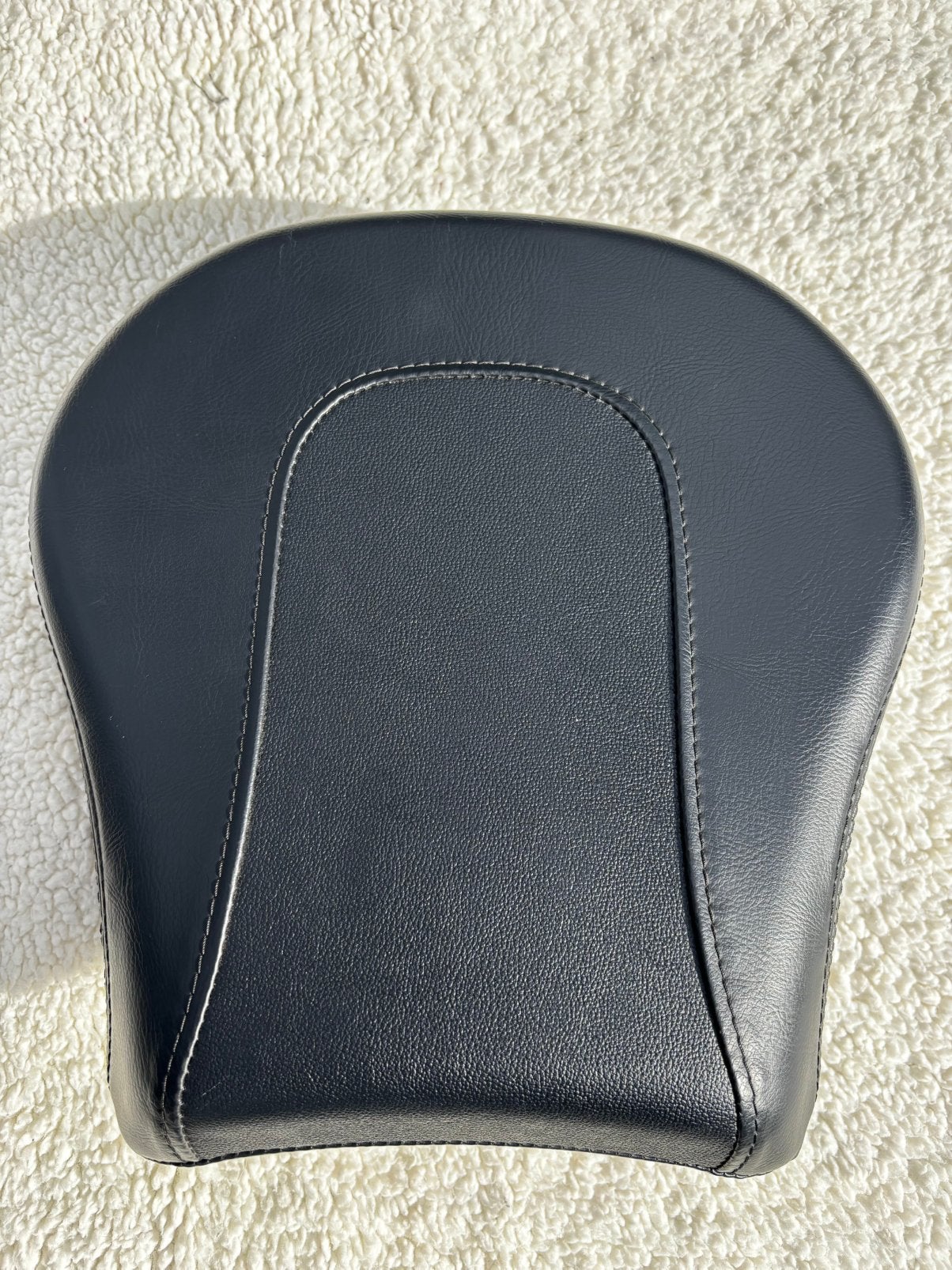 Sundowner passagierszadel Harley Davidson Fatboy (2018-), Ophalen of Verzenden, Zo goed als nieuw