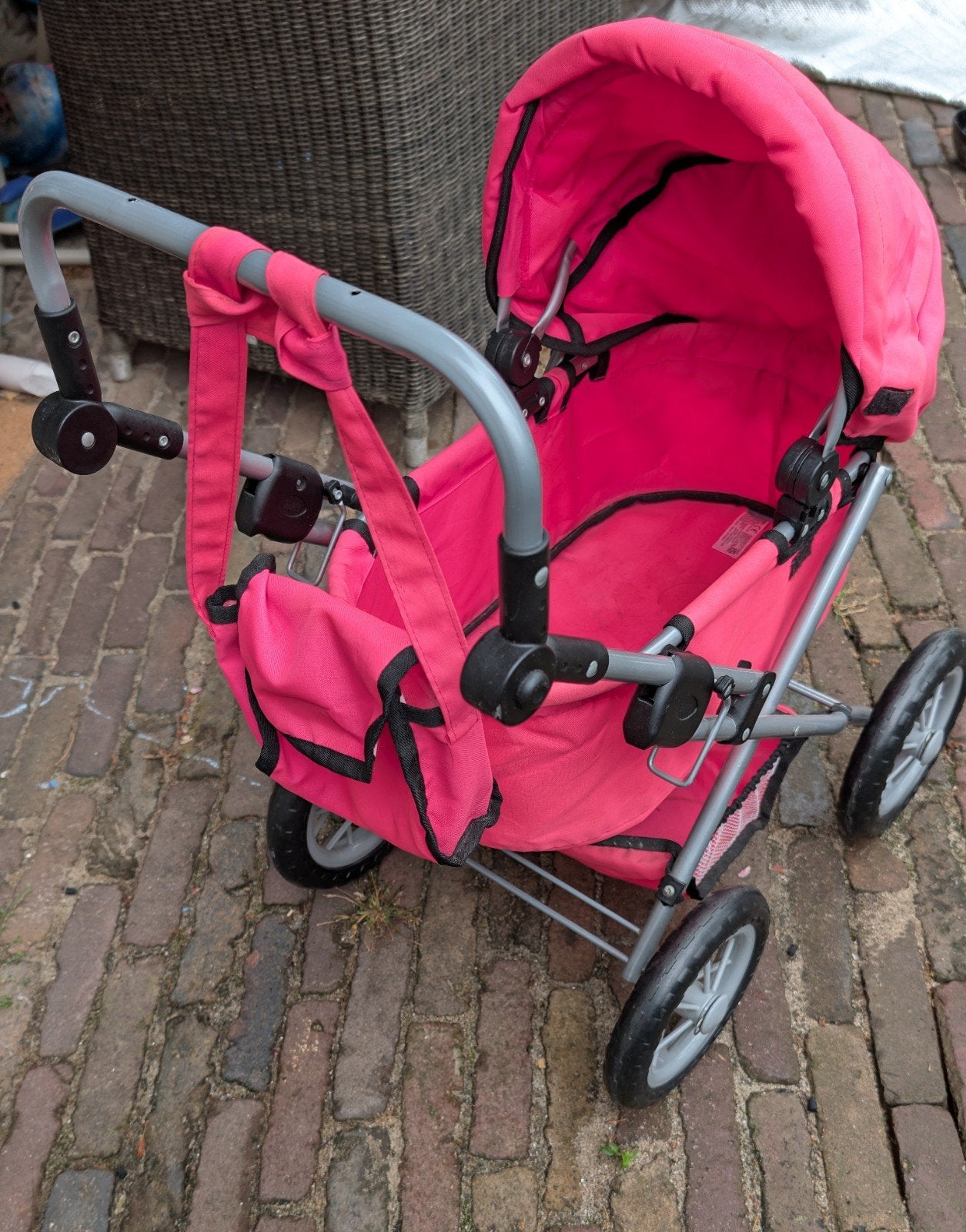 Roze poppenwagen 70cm hoog, Ophalen, Gebruikt, Babypop
