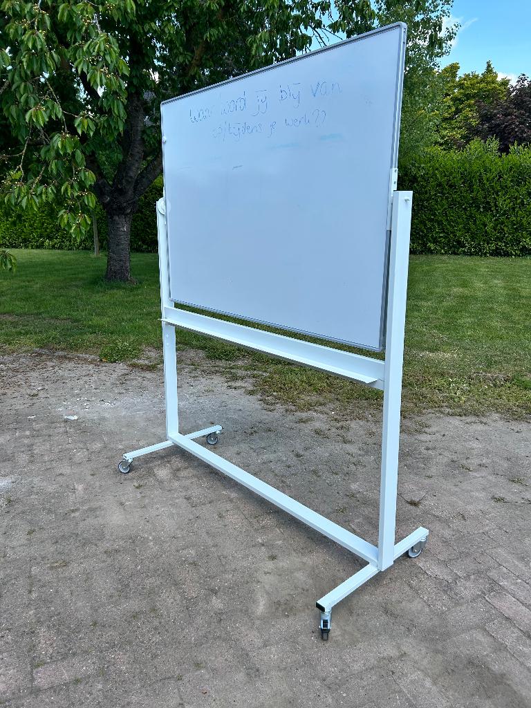 Mobiele whiteborden en flip-overs, Huis en Inrichting, Woonaccessoires | Memoborden, Ophalen, Gebruikt, Magneetbord