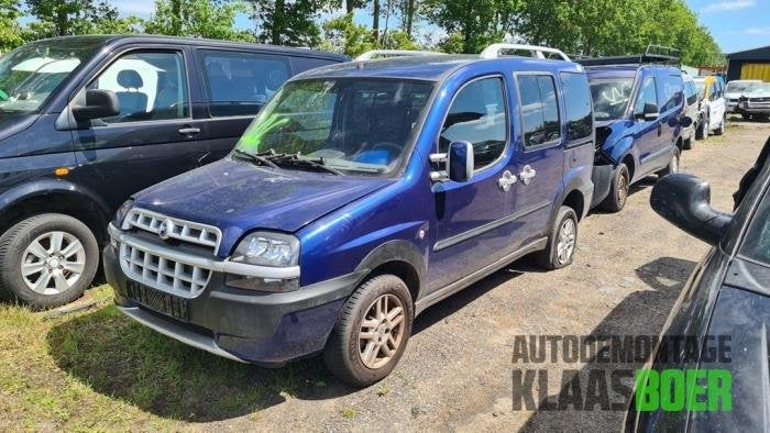 Voorbumper van een Fiat Doblo (480), Gebruikt, -, -, Ophalen of Verzenden