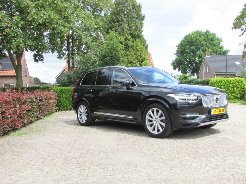 Volvo XC90 2.0 T8 Twin Engine AWD Pi-hy AUT 2016 Zwart, 1969 cc, 320 pk, 7 stoelen, Zwart