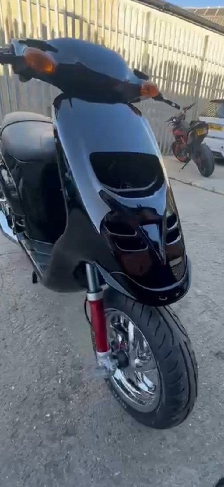 ZELDZAAM Piaggio Typhoon spoiler lip voorkant, Ophalen of Verzenden