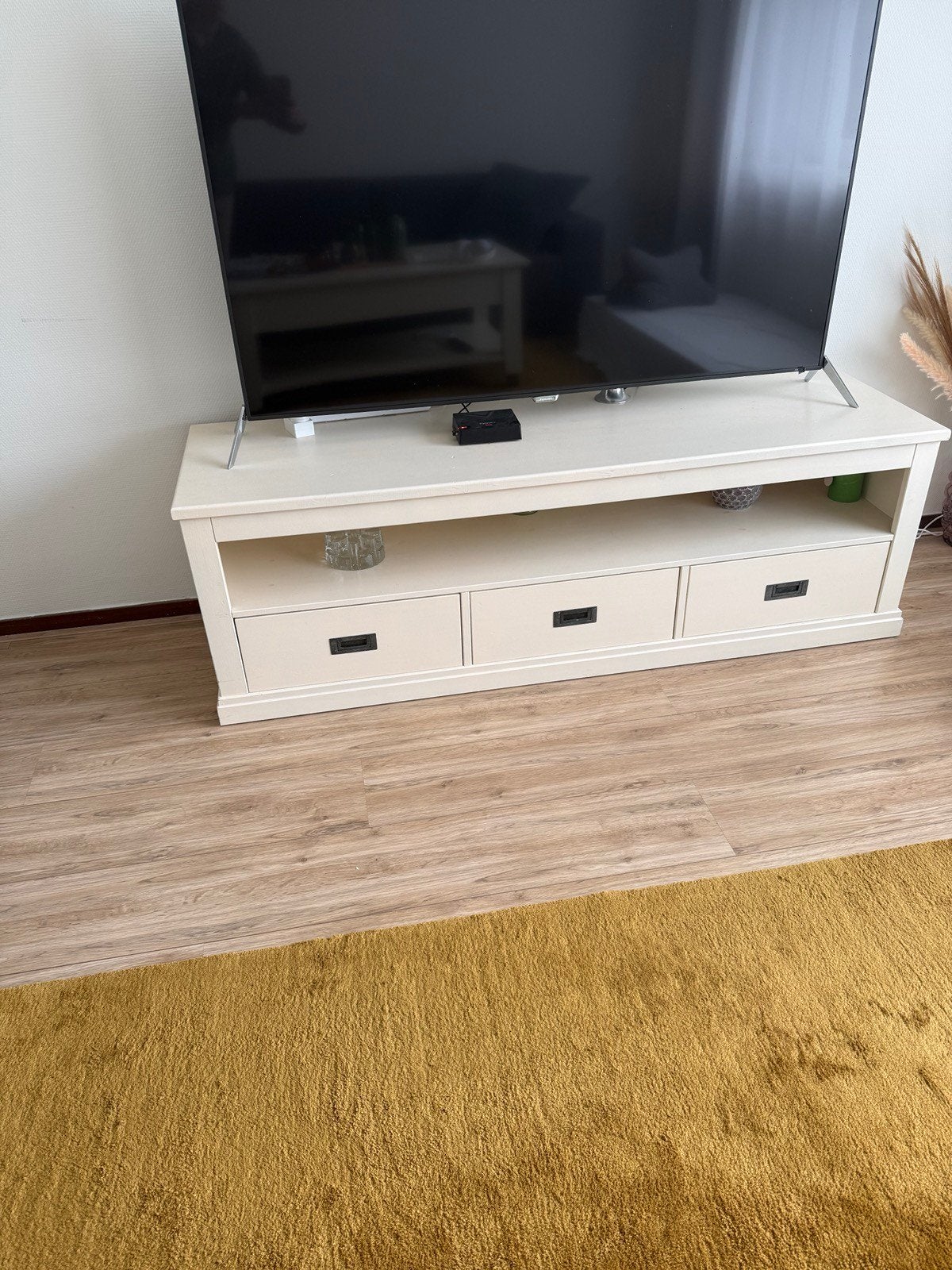 Gratis Houten Tv Kast.

Gratis af te halen wegens verhu, Ophalen