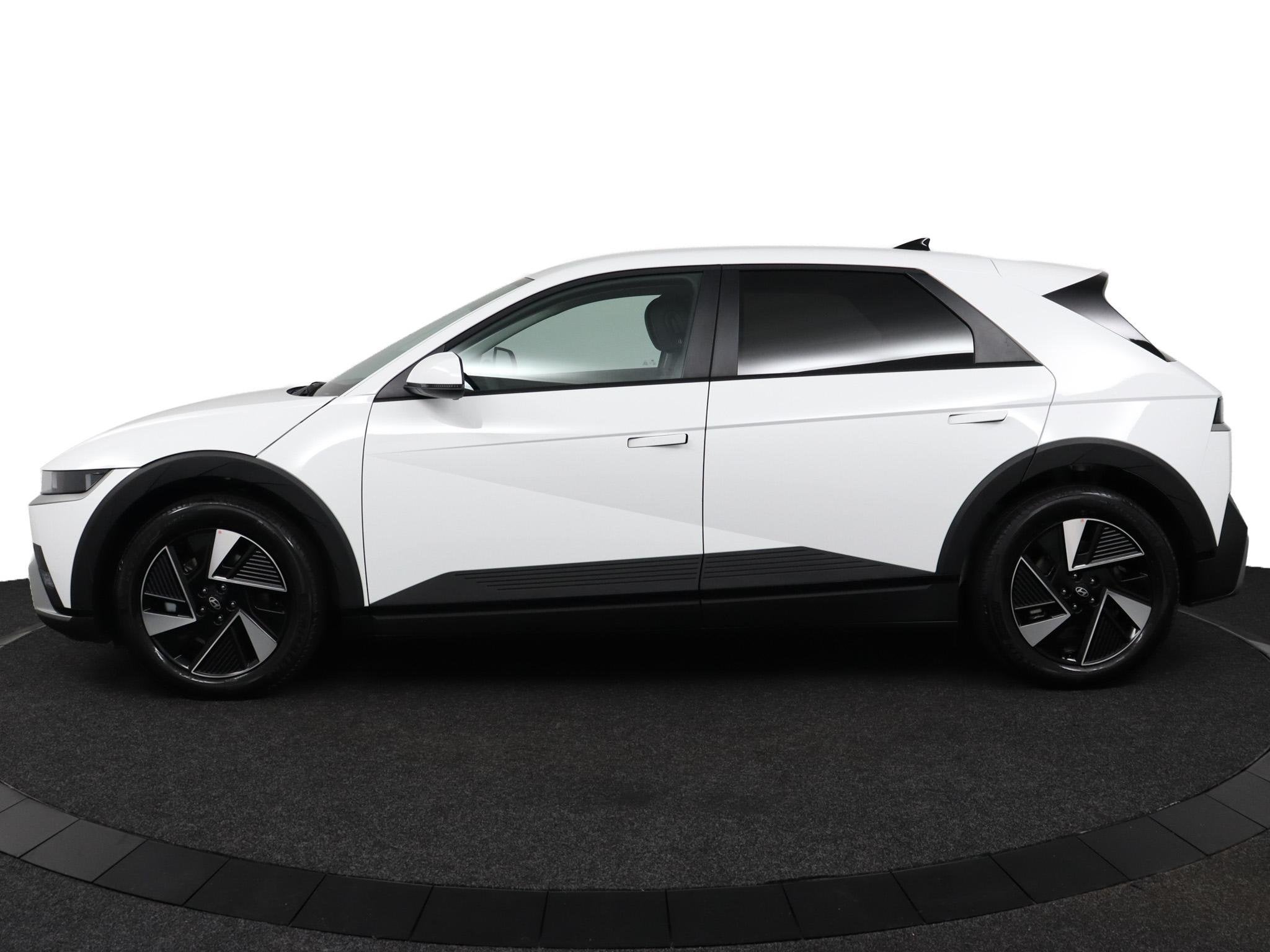 Hyundai IONIQ 5 Long Range Pure Edition 84 kWh | Bose Premiu, Auto's, Hyundai, Achterwielaandrijving, IONIQ 5, Leder en Stof, 63 kWh