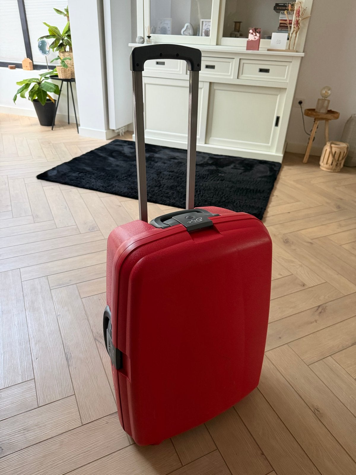Koffer met wieltjes en uitschuifbare handgreep, Ophalen, Gebruikt, 50 tot 60 cm, Hard kunststof