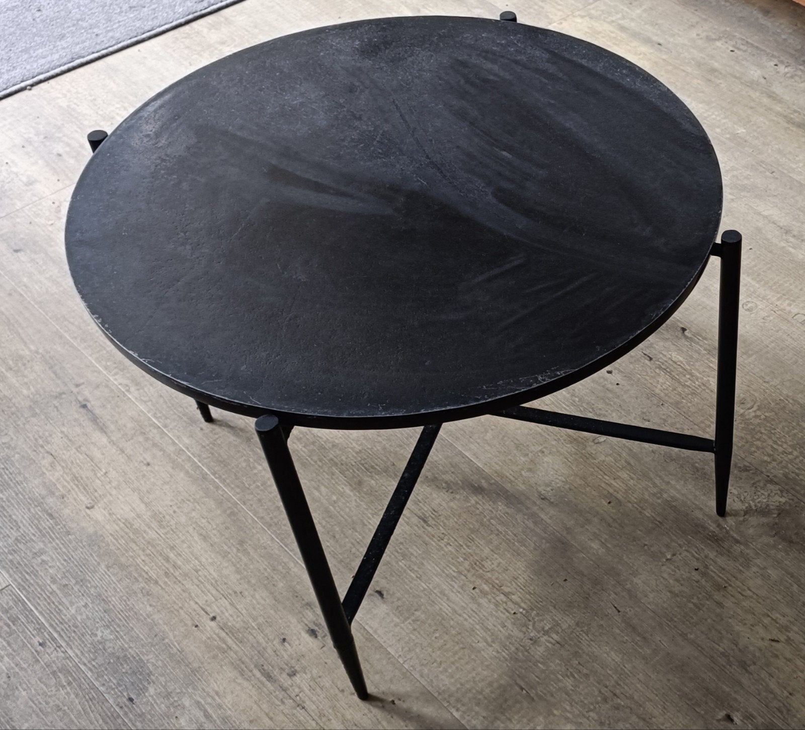 Zwarte ronde bijzettafel/salontafel (diameter 60), Ophalen, Gebruikt, 50 tot 100 cm, Rond