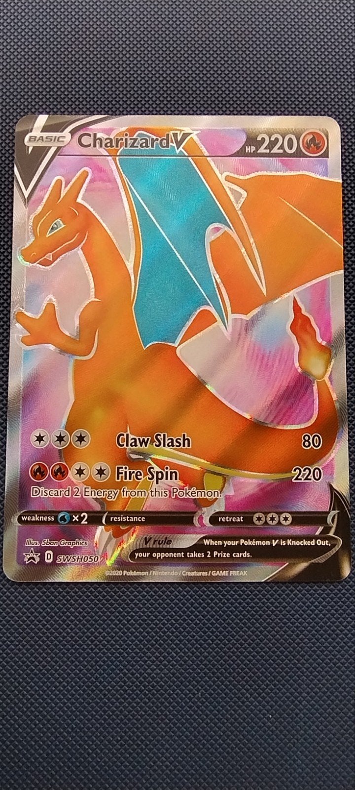 Charizard V SWSH050, Ophalen, Zo goed als nieuw