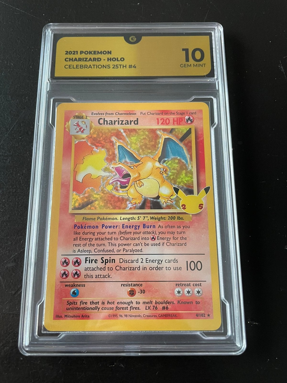 Charizard 10, Ophalen, Zo goed als nieuw