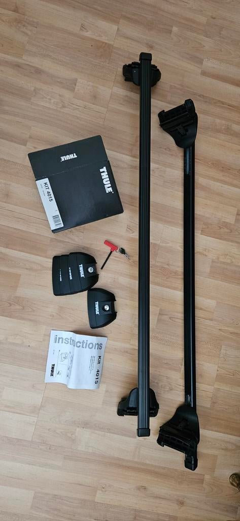 Dakdragers Thule kit 4015 voor diverse type SEAT, Ophalen, Zo goed als nieuw