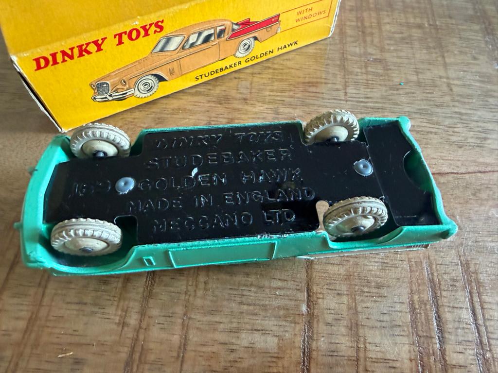 Dinky Toys Studebaker Golden Hawk - Als nieuw met doos, Dinky Toys, Ophalen of Verzenden, Zo goed als nieuw, Dinky toys