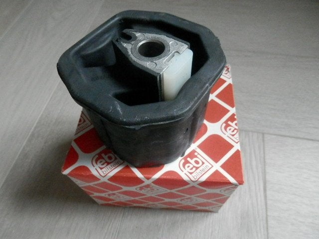 Motorsteun VW Bus T3 Diesel na 08-1982, Ophalen of Verzenden