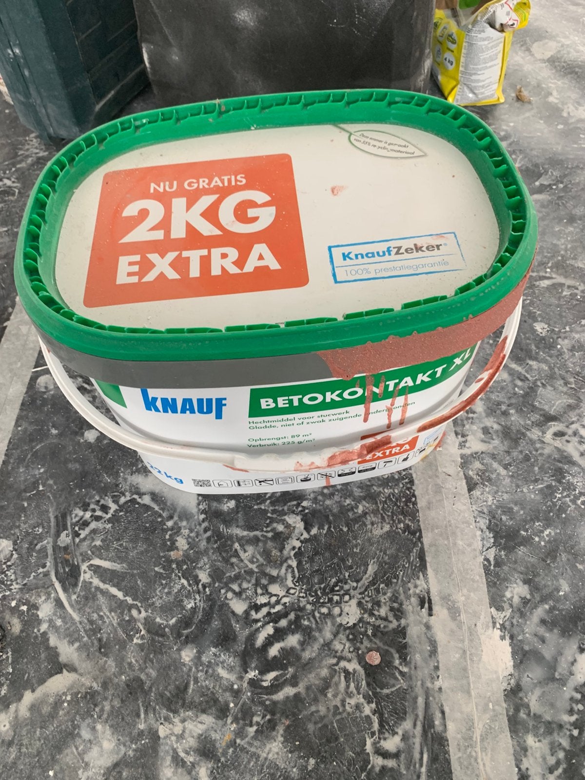 Knauf Beton kontakt, 10 tot 15 liter, Ophalen, Gebruikt, Roze