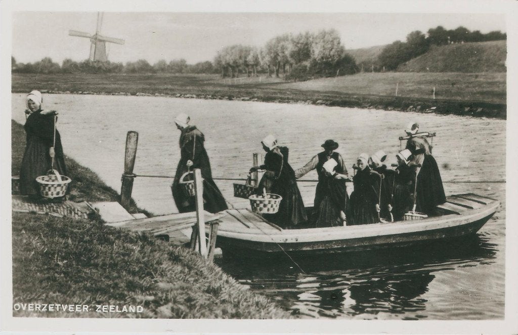 Westkapelle Veere Arnemuiden molen klederdracht 1953, Ophalen of Verzenden, 1940 tot 1960, Ongelopen, Zeeland