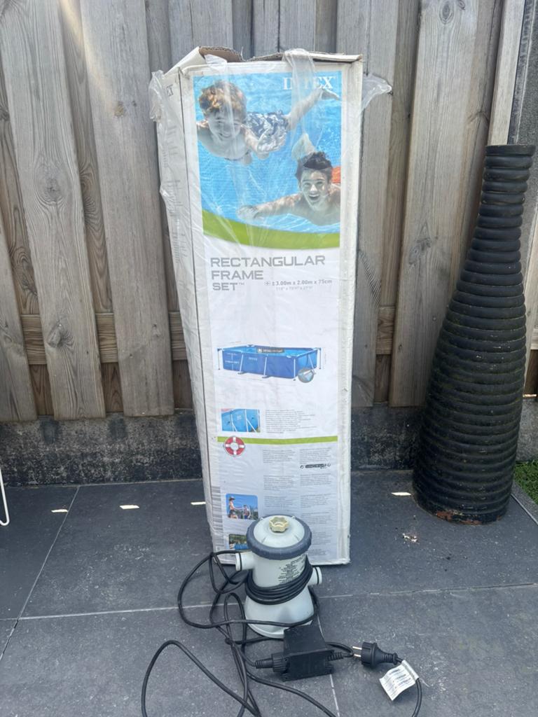 Mooie zwembad, Minder dan 80 cm, Ophalen of Verzenden, Zo goed als nieuw, Opzetzwembad