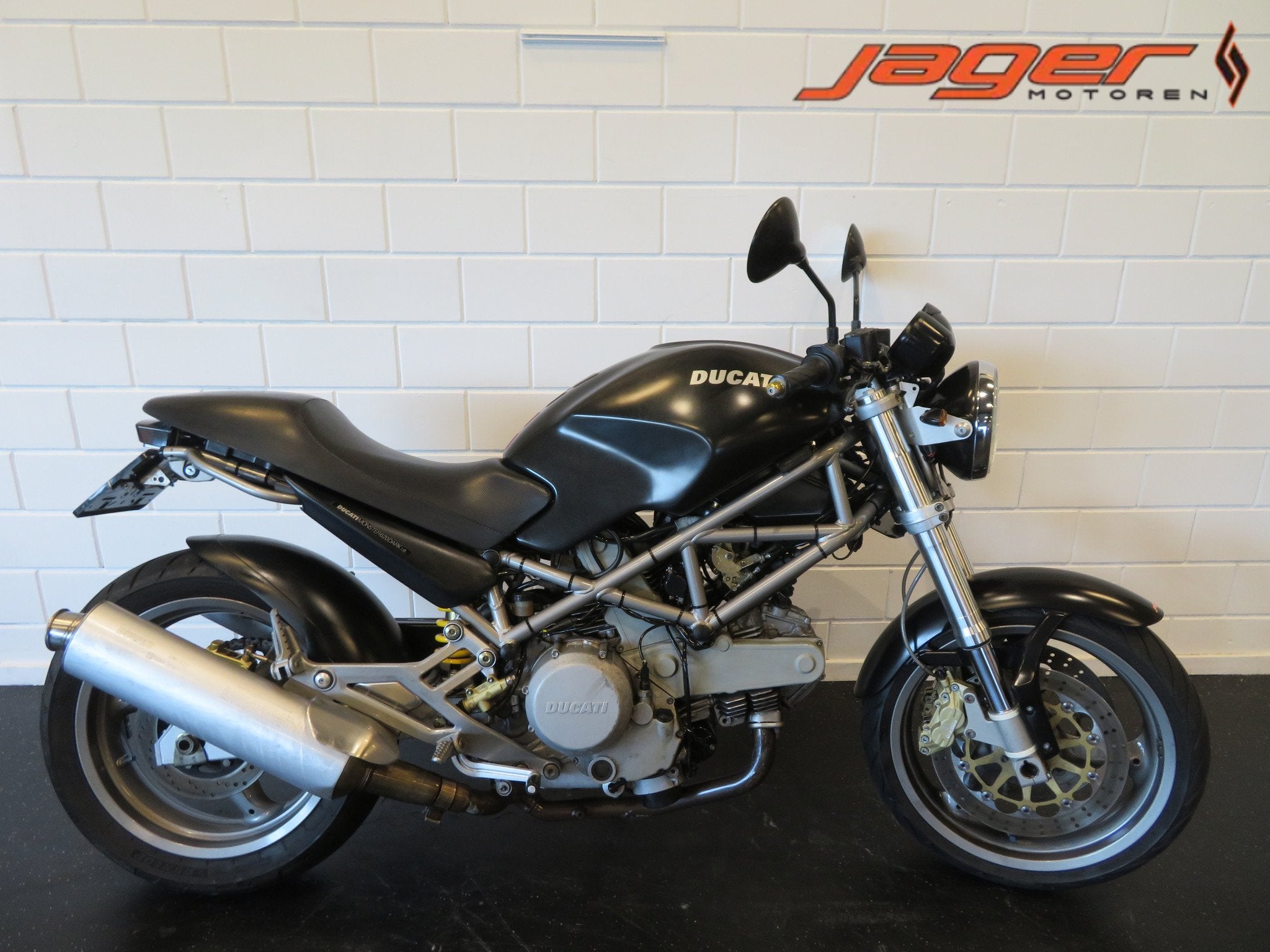 Ducati MONSTER 620 I.E. DARK EDITION! (bj 2002), Bedrijf, Naked bike
