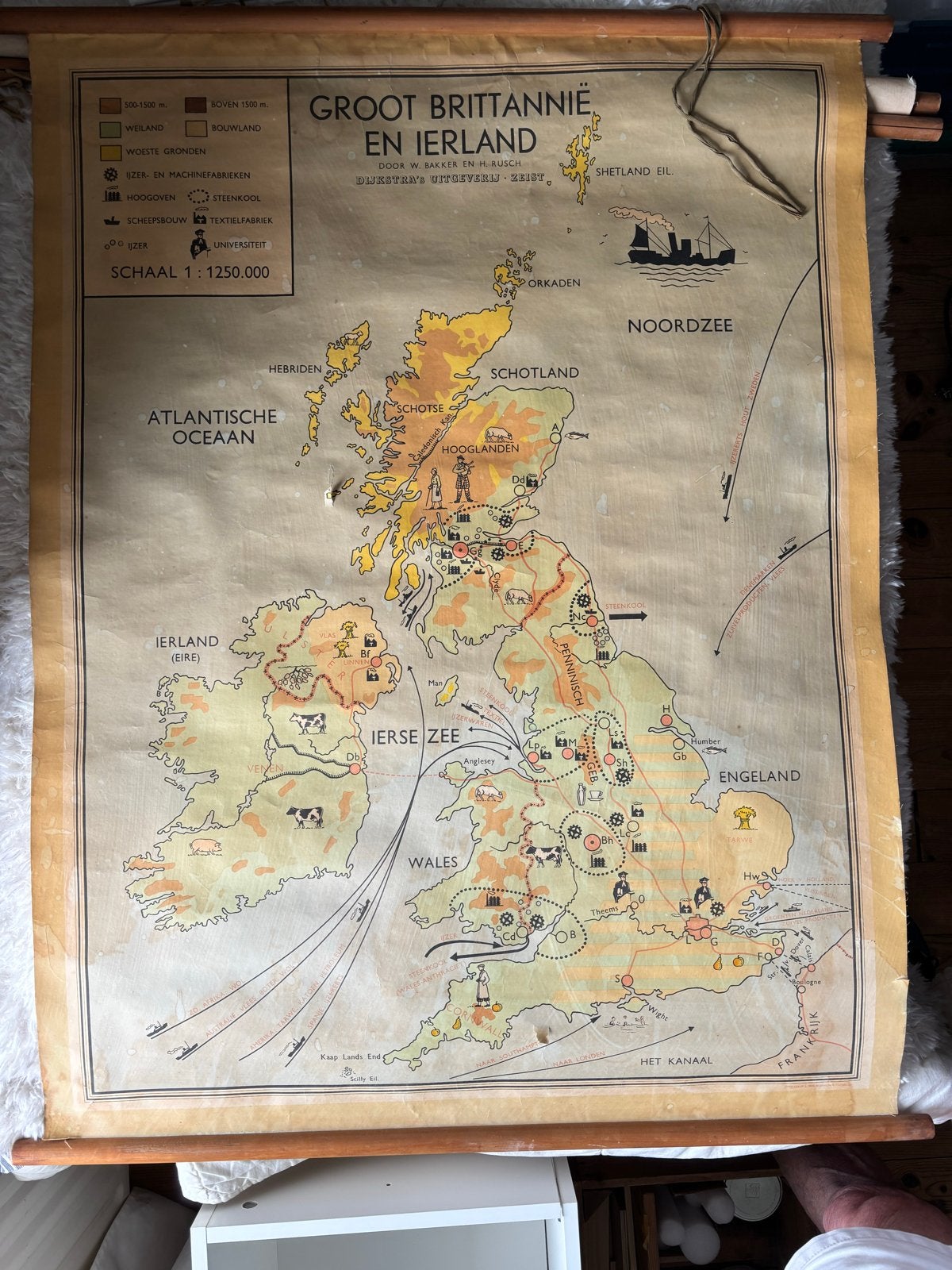 Vintage Schoolkaart Groot-Brittannië en Ierland - 85 x 110, Boeken, Atlassen en Landkaarten, Verenigd Koninkrijk, Landkaart, 1800 tot 2000