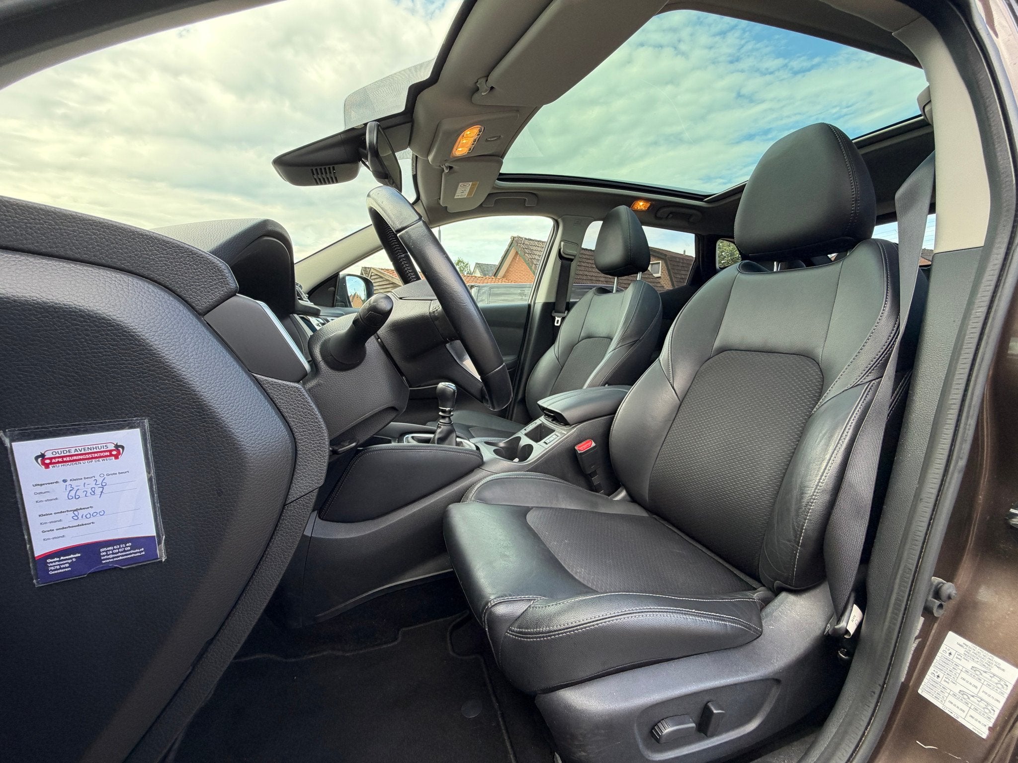 Nissan QASHQAI DIG-T 115pk Tekna/Pano/Trekhaak/ 360 Camera/s, Auto's, Gebruikt, Euro 6, 4 cilinders, Origineel Nederlands