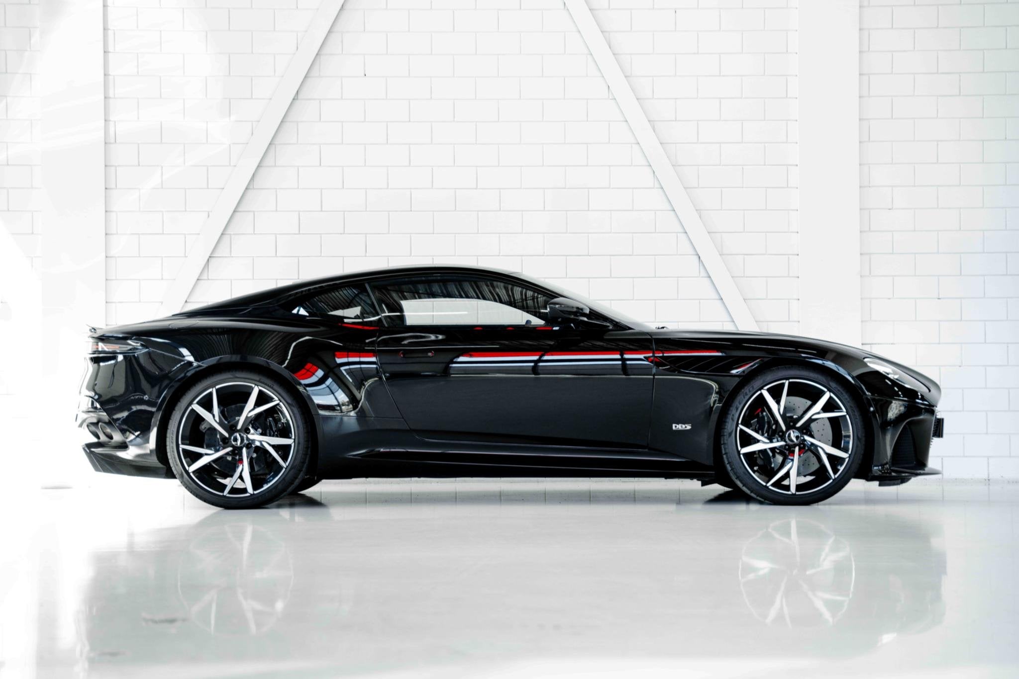 Aston Martin DBS 5.2 V12 Superleggera | Bang & Olufsen | Car, Auto's, 1693 kg, Gebruikt, 5204 cc, 12 cilinders