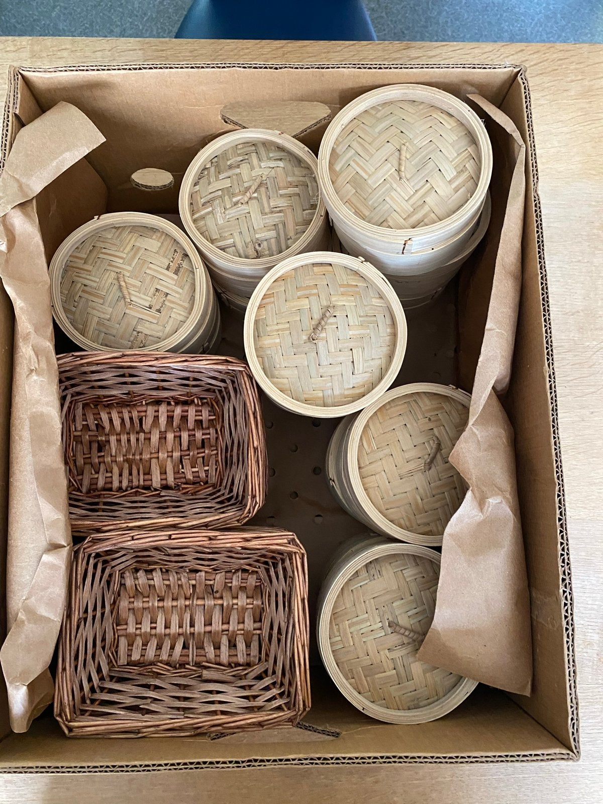 12 Bamboe stoommandjes en veel rieten mandjes, Ophalen, Gebruikt, Gevlochten, Mand