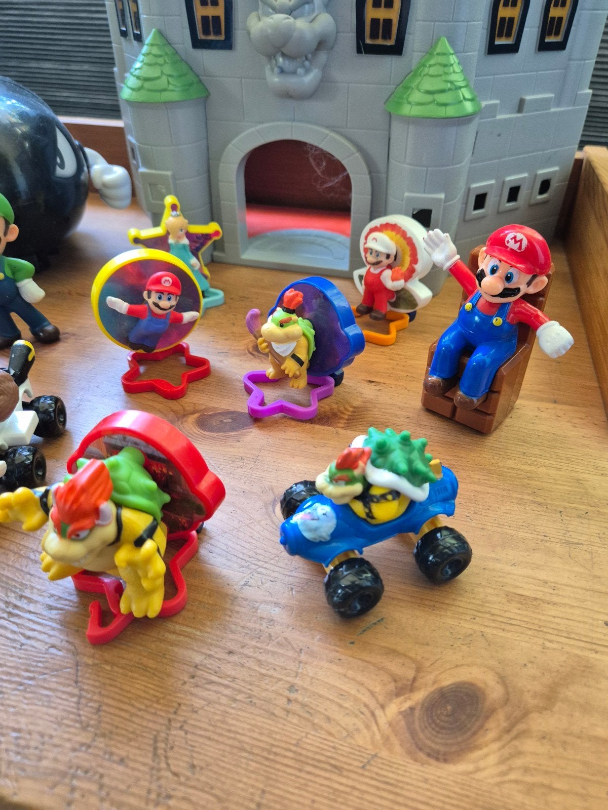 Bowser kasteel met poppetjes, Ophalen of Verzenden