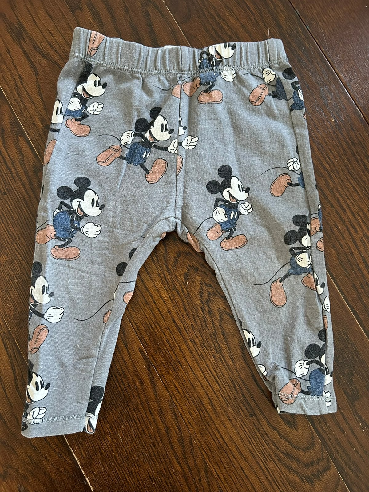 Zara Disney Mickey Mouse Broekje Maat 74, Ophalen of Verzenden, Zo goed als nieuw, Jongetje, Broekje