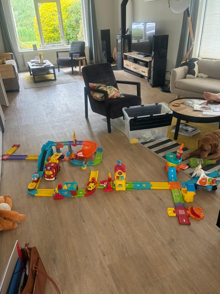 Toetoet auto’s vliegveld en spoorweg, Ophalen, Zo goed als nieuw