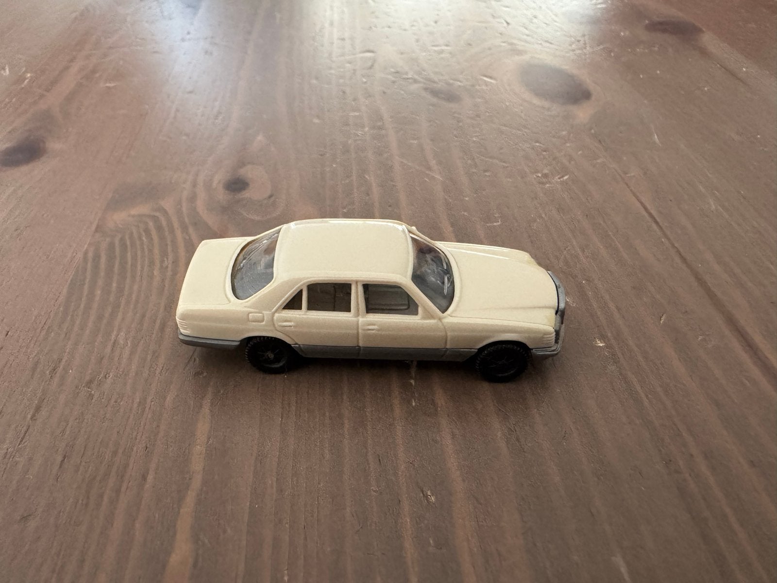 Fleischmann Mercedes 500 - Schaal 1:87 - Beige, Ophalen of Verzenden, Gebruikt, Auto, Overige merken