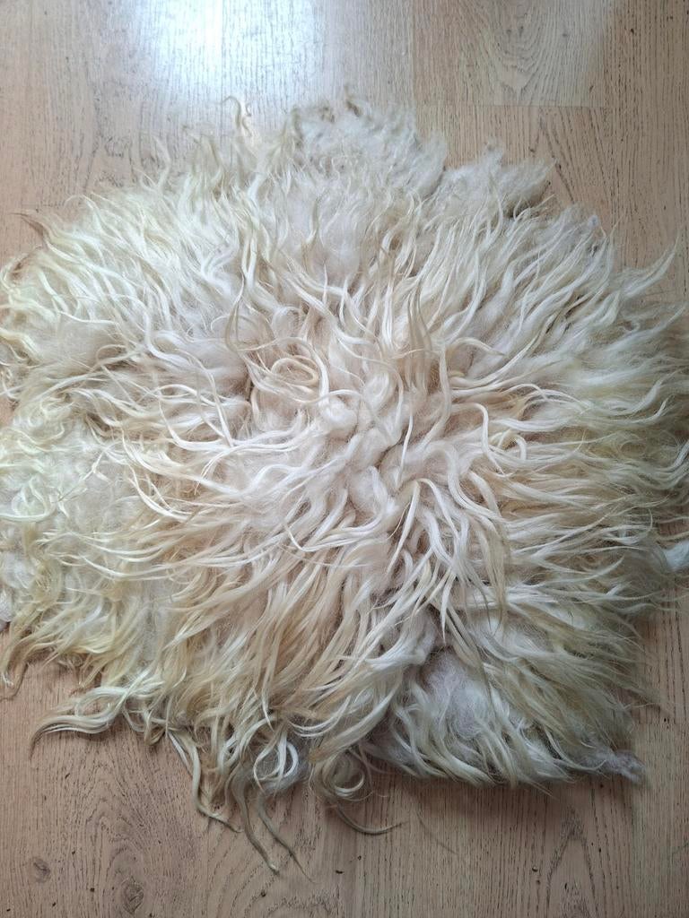 Eco handgevilt Schapenvacht Drents Heideschaap 70cm diameter, Ophalen of Verzenden, Rond, 50 tot 100 cm, 50 tot 100 cm
