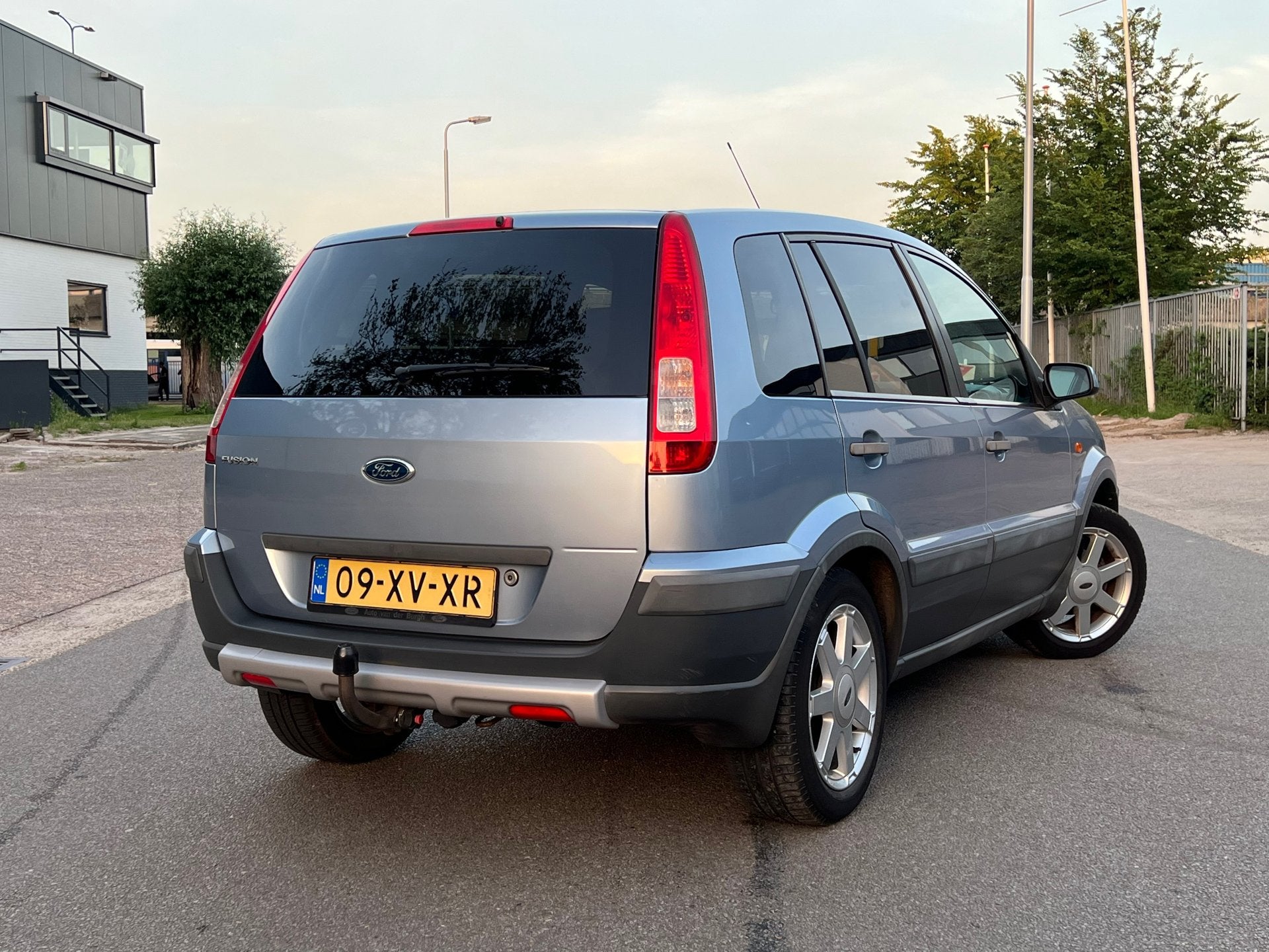 Ford Fusion 1.6-16V Crossroad/ONDERHOUDEN, Auto's, Voorwielaandrijving, 1596 cc, Gebruikt, Metallic lak