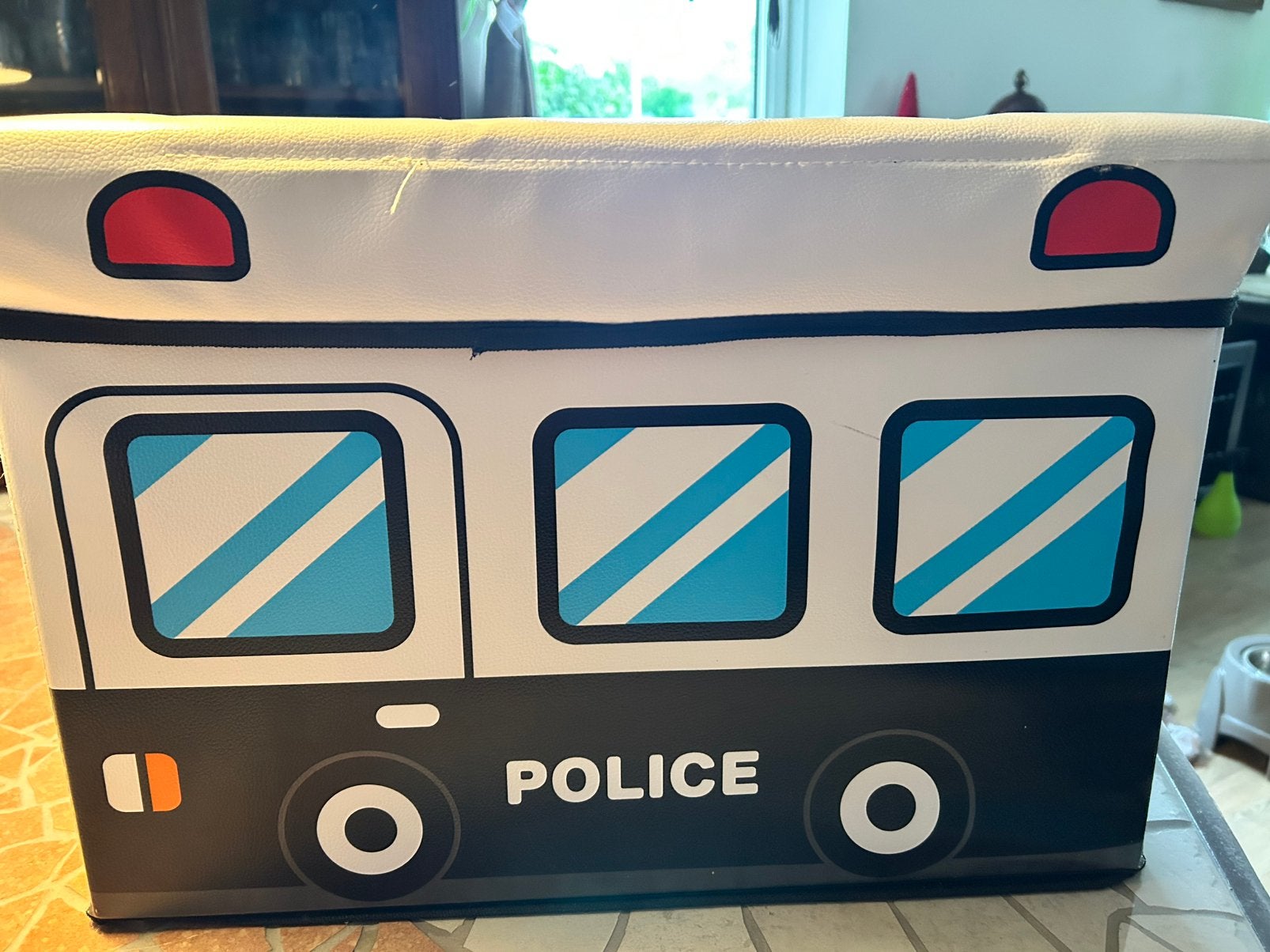 Politie opbergbankje vol verkleedkleding en politie spullen, Ophalen of Verzenden, Zo goed als nieuw