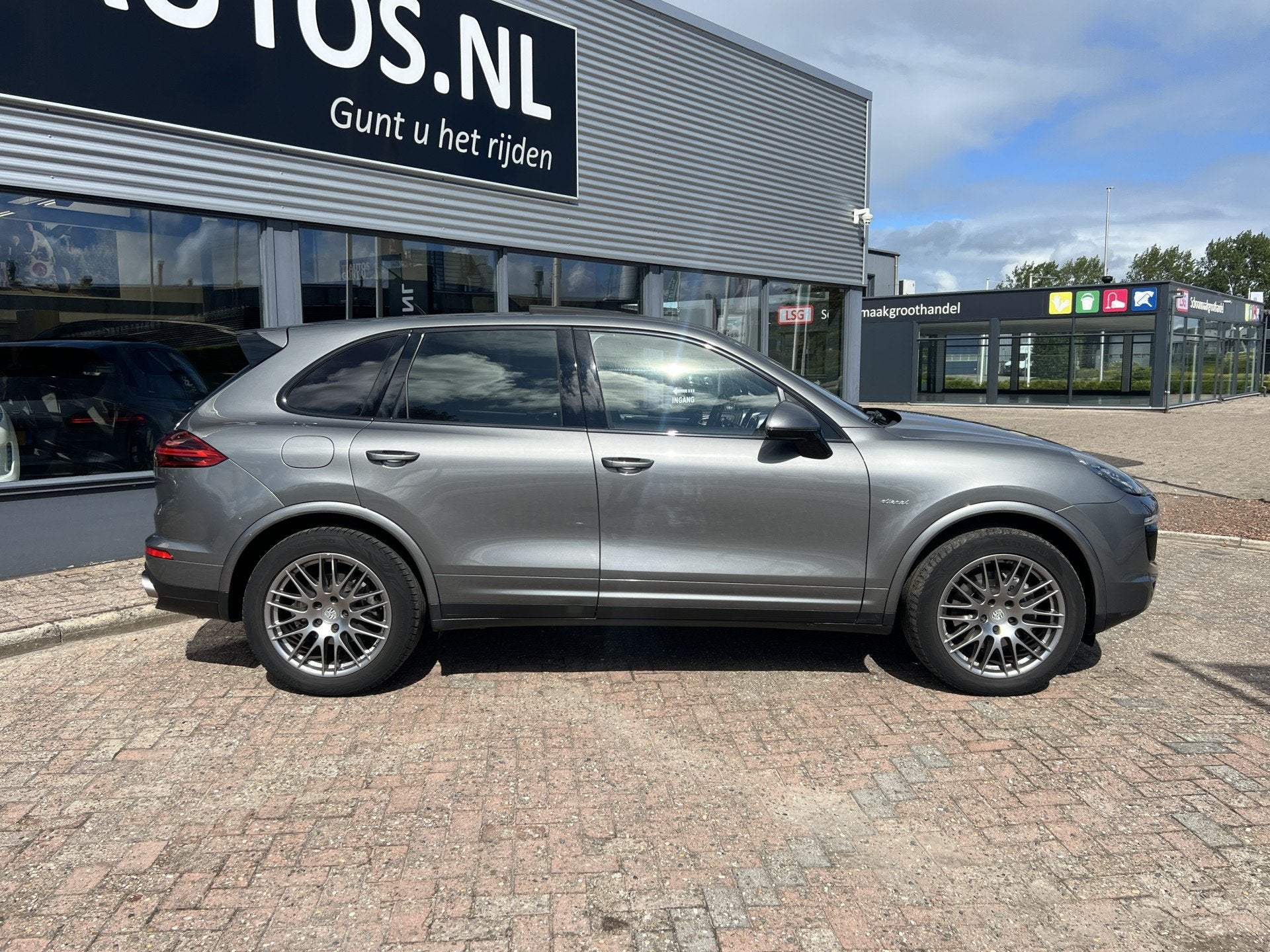 Porsche Cayenne 3.0 D (3800 REST BPM) (bj 2016, automaat), Auto's, Automaat, Cayenne, 15 km/l, Gebruikt