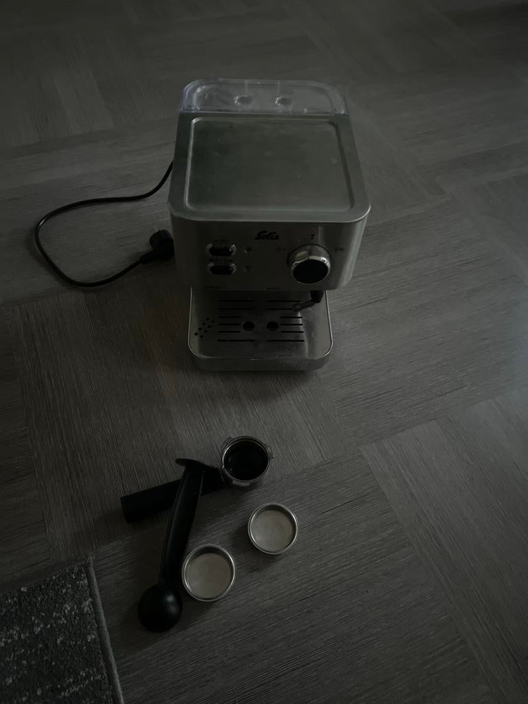 Solis koffiemachine, Afneembaar waterreservoir, Gebruikt, Espresso apparaat, Gemalen koffie