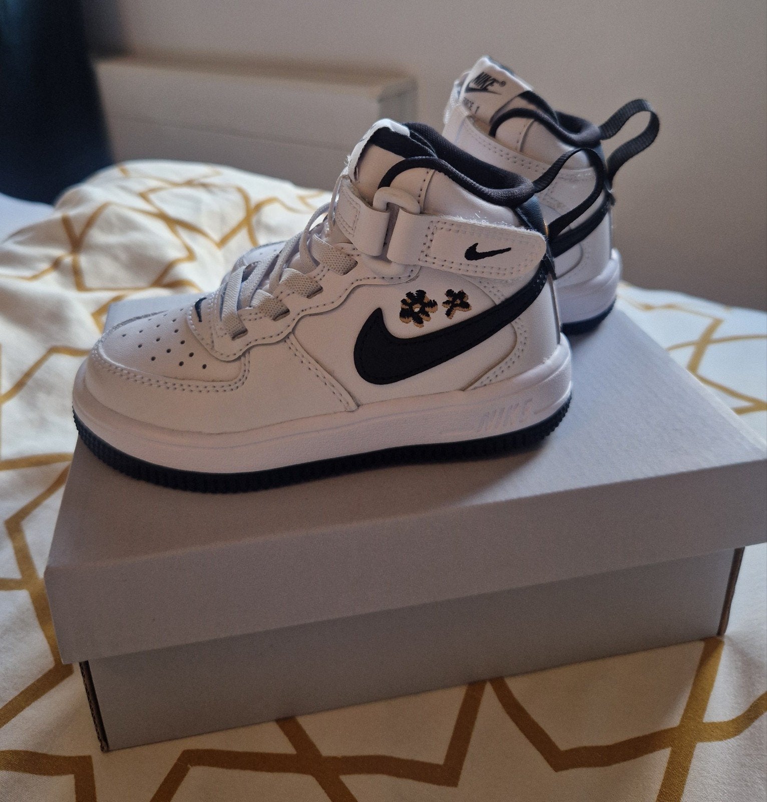 Nike Force 1 - niet gedragen! Maat 25, Kinderen en Baby's, Babykleding | Schoentjes en Sokjes, Schoentjes, Jongetje of Meisje