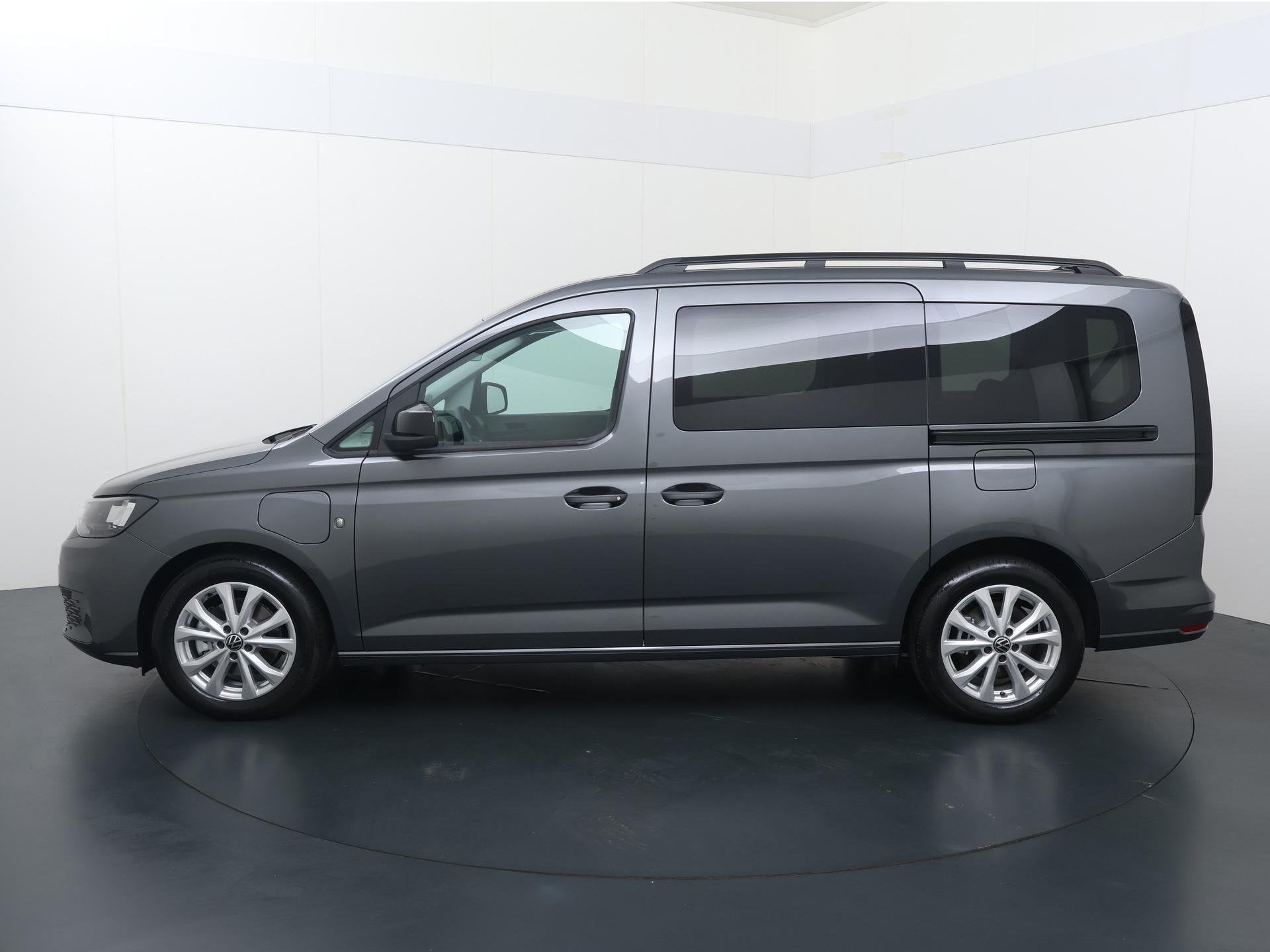 Volkswagen Caddy Maxi 1.5 TSI Hybride Life DSG 7-Persoons |, 12 maanden, Stof, 4 cilinders, 150 min