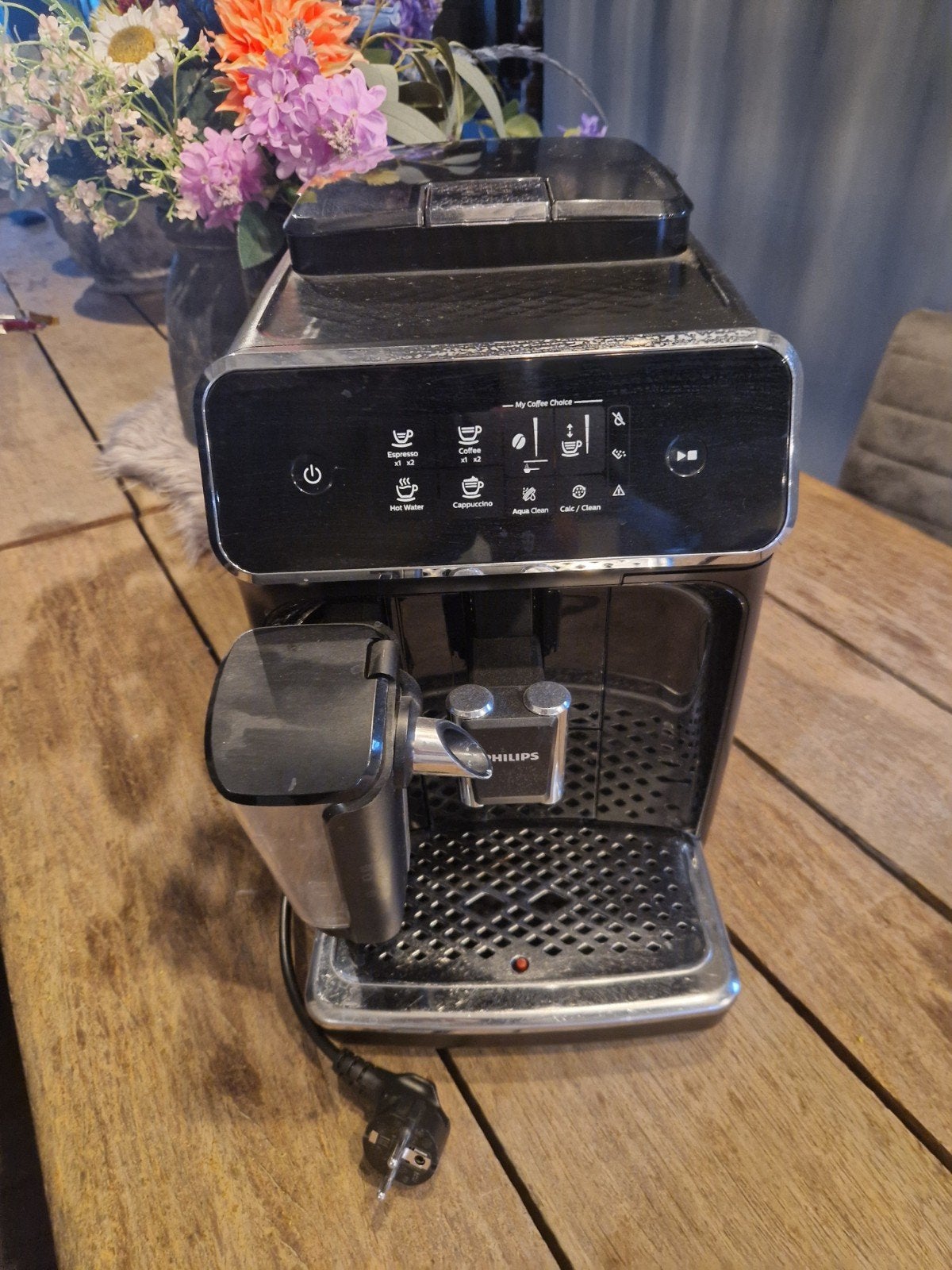 Philips 2200 Serie Volautomatische Espressomachine, Witgoed en Apparatuur, Koffiezetapparaten, Gebruikt, Espresso apparaat, 4 tot 10 kopjes