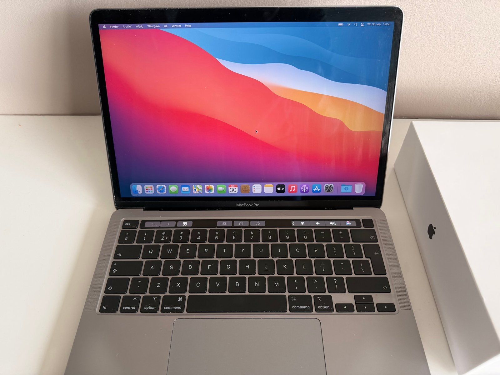 MacBook Pro 13-inch (2020) - Intel Core i5, 16GB RAM, MacBook Pro, 2 tot 3 Ghz, Qwerty, 13 inch