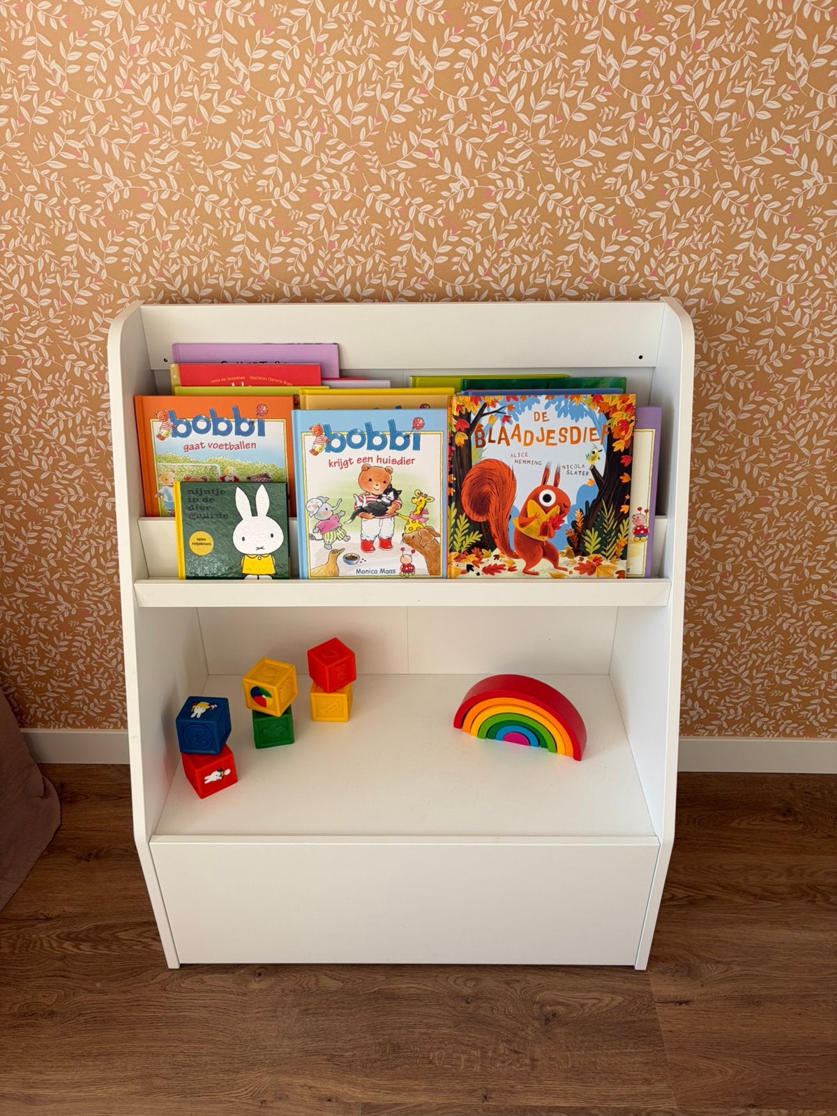 Ikea Bergig boekenkast, Ophalen, Zo goed als nieuw, Kast