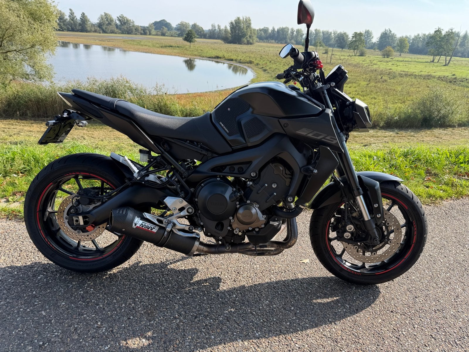 Yamaha MT-09 Black Edition 2017 - Bomvol Opties!, Gebruikt, 3 cilinders, Particulier, Quickshifter