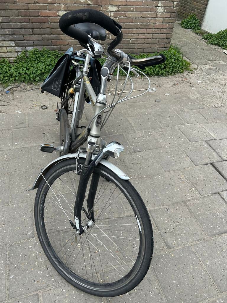Gazelle stadsfiets met vering + Basil fietstassen, Ophalen of Verzenden, Gebruikt, Gazelle, Versnellingen
