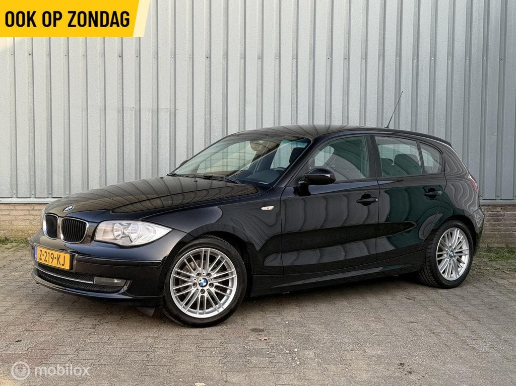 BMW 1-serie 116i | 5-Deurs | Airco | LMV, 1-Serie, Euro 5, 1995 cc, Zwart