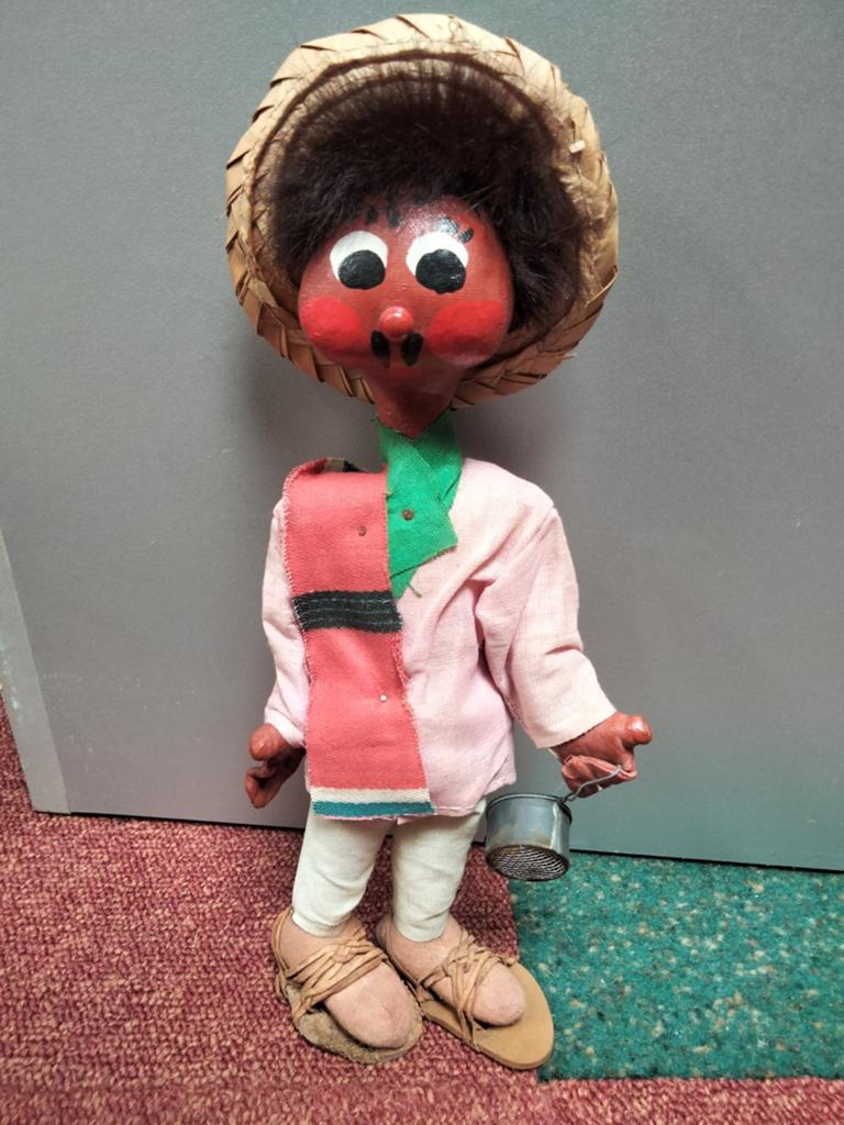 Mexicaanse pop 28 cm, Ophalen of Verzenden, Zo goed als nieuw, Pop