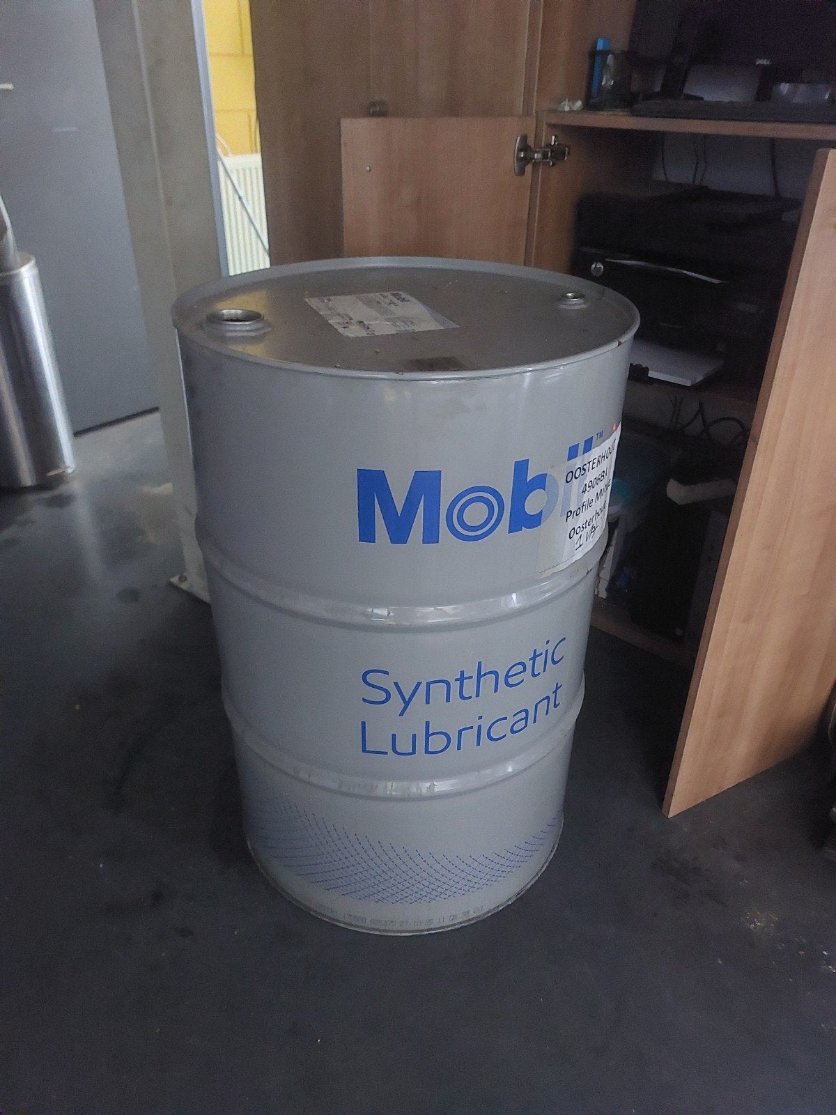 Mobiele 200 liter olievat - Synthetische smeermiddel, Ophalen, Gebruikt