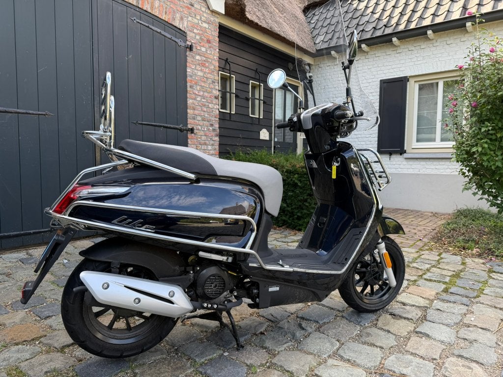 Foto 4 van Kymco New Like snor blauw 2020 | 333 km | vol opties | ZGAN