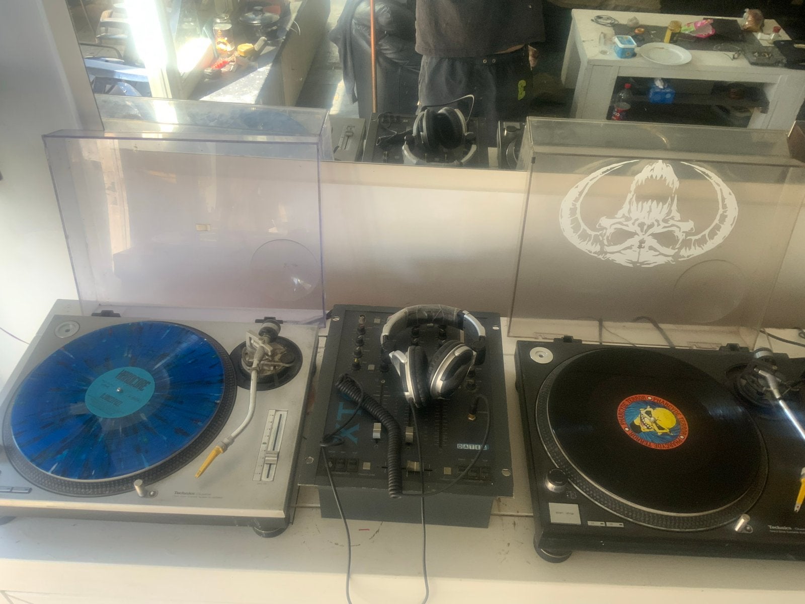 Complete DJ set: 2x Technics draaitafels en Dateq mixer, Ophalen of Verzenden, Gebruikt, Dj-set, Technics