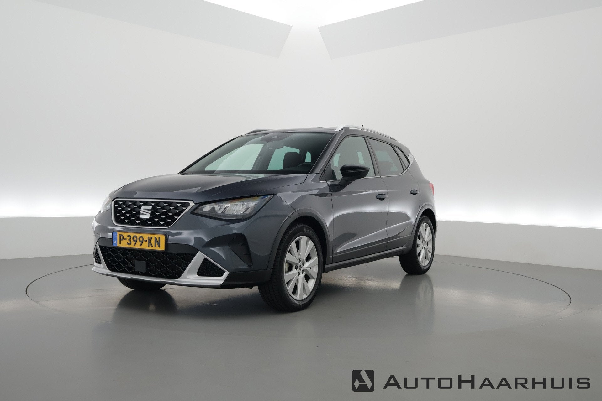 SEAT Arona 1.0 TSI 95PK Xperience | Rijklaar! | Apple CarPla, Auto's, Seat, Voorwielaandrijving, 12 maanden, Stof, 49 €/maand