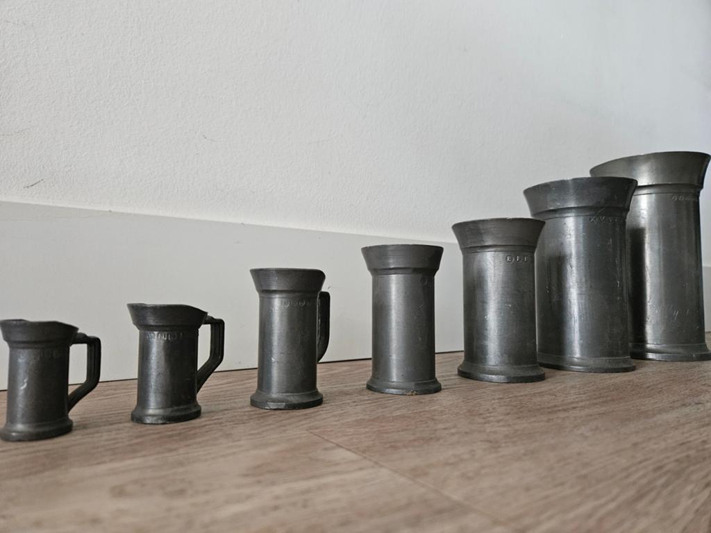 Antieke tinnen maten set - 7 stuks, Ophalen of Verzenden