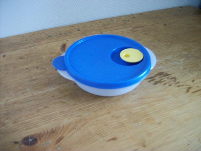 Tupperware Magnetron Schaaltje ( 400 ml ), Huis en Inrichting, Keuken | Tupperware, Ophalen of Verzenden, Gebruikt, Schaal